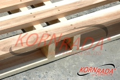 4 STRINGERS WOOD PALLETS