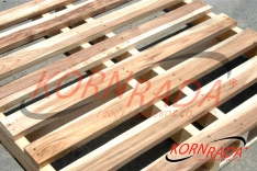 4 STRINGERS WOOD PALLETS