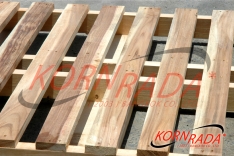 4 STRINGERS WOOD PALLETS