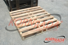 4 STRINGERS WOOD PALLETS